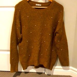 DEX crew neck dark mustard sweater with cute pearl details! Size small.